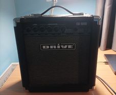 Drive CD100B 10W bass amp