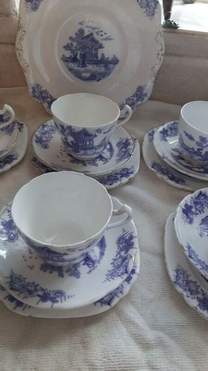 Bal Four Royal Crown Tea Set