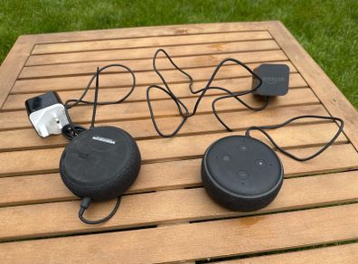 2x Alexa Echo Dot 3rd Gen