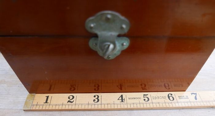 Vintage Electric Coil Ever Ready Vibrating Medical Machine Vintage Ever Ready 1920s Mahogany Boxed Therapeutic Vibrator Machine