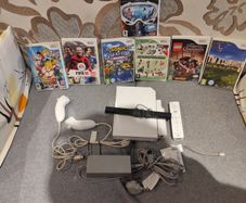 Wii bundle with 7 games