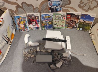 Wii bundle with 7 games