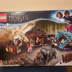 Lego Fantastic Beasts #75952 Newts Castle Of Magical Creatures