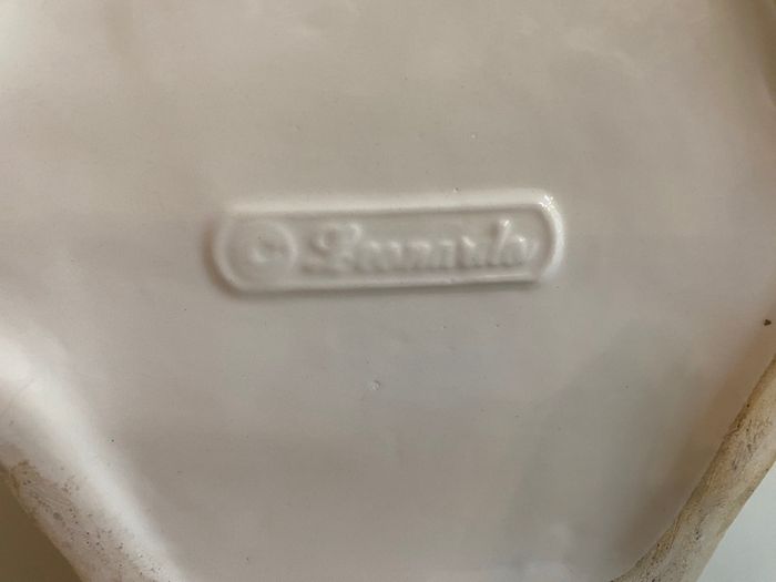 Leonardo Collection Vintage Collectable Tea pot, Band Stand