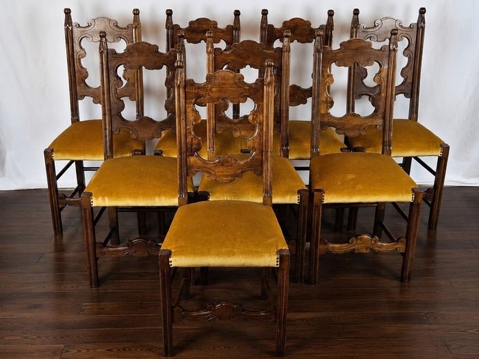 Set of 8 Vintage Italian Walnut Dining Chairs 1950s