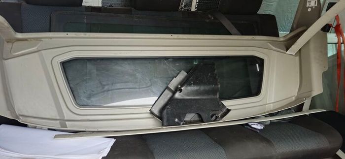 Vw Transporter t5 t5.1 t6 crew cab seats and bulkhead