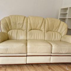 Luxury Italian Leather Recliner Suite