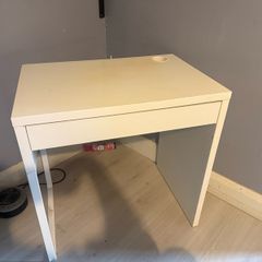 White Ikea Desk