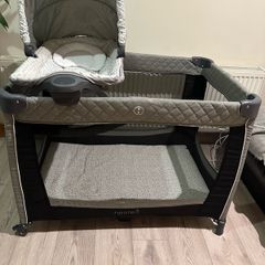 travel cot