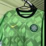 Celtic Nike 2010/2011 jersey together or separately Image 5
