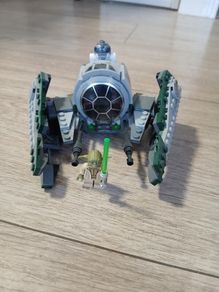 lego Yoda Star fighter