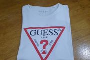 Guess tee shirt size xs