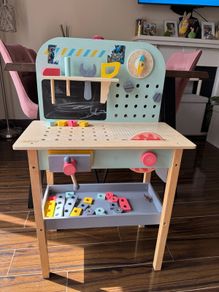 Toy - building working station