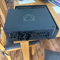 Darkglass Ampha omega 500