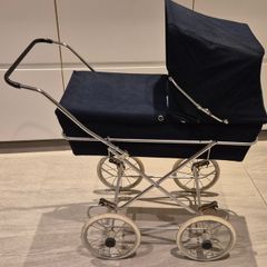 Vintage style dolls pram