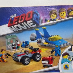 Lego The LEGO Movie 2 Emmet and Benny's 'Build and Fix' Workshop! 70821