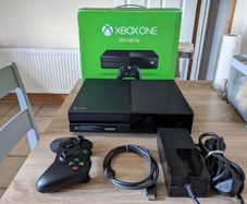 Xbox One 500GB console,  boxed with controller and cables.
