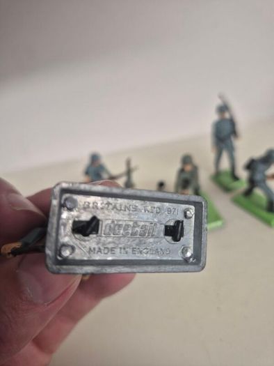 Britains Deetail German