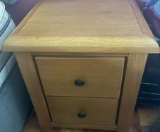 Bedside lockers