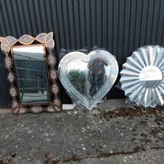 Selection of mirrors