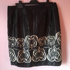 New Black Satin with Swirl Print, Size14 skirt pleated at the front