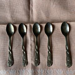 silver spoons - arts crafts