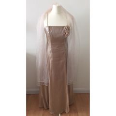 Elegant satin formal dress - Size 6