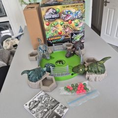 Jurassic World chomping game