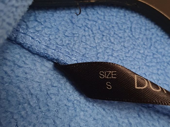 Age 12/13 - A Long Sleeved Zipped Fleece - Read Carefully