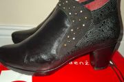 Jose Saenz ankle boots