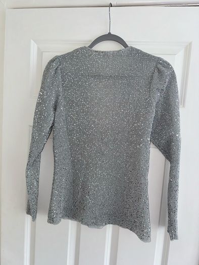 Savida Women's Silver Sequin Long Sleeve Top - Size small