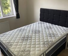 Double Divan Bed With Mattress and headboard (4ft6)