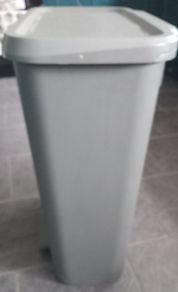 Kitchen bin