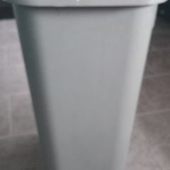 Kitchen bin
