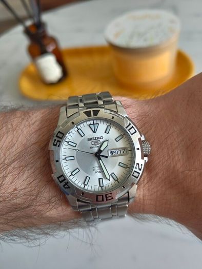 Seiko Automatic Classic Seiko 5 Sports Great Daily Watch