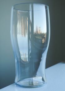 Pint glass