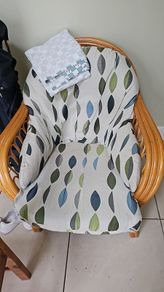 Wicker chairs x 2.