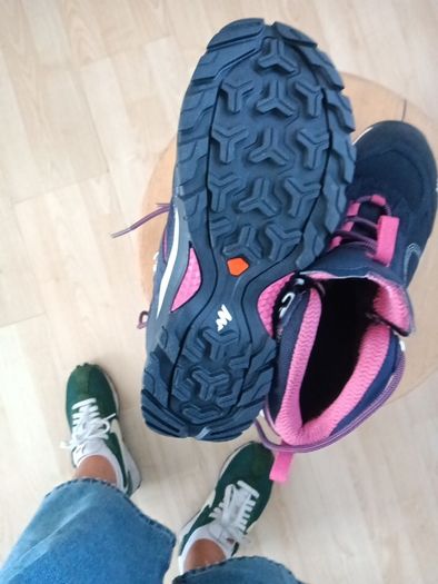 Ladies hiking boots