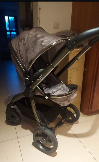 EGG Travel System / Buggy /Carrycot