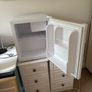 mini fridge Image 2