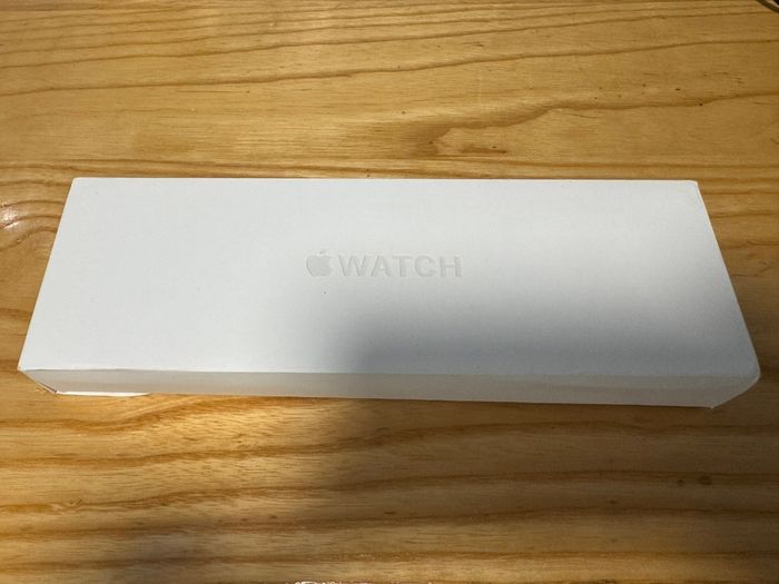As New Apple Watch Series 10 46mm Jet Black & Metal Strap