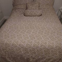 Duvet throw set