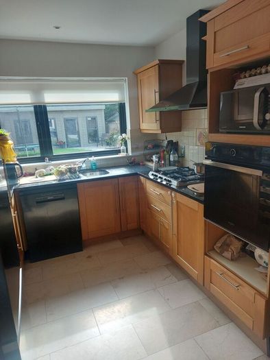 Kitchen & appliances