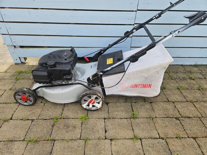 Lawnmower
