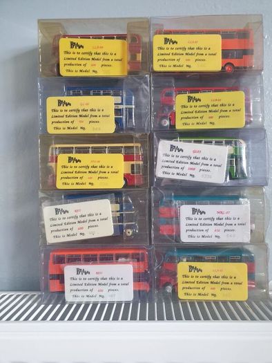 Jot Of Lot Of English British Bulldogs  Bussies Limited Edition