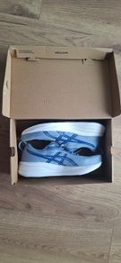 Asics trainers brand new and purchased in the last 2 weeks. Worn once but have no receipt to return.   Size: UK 9, EUR 44, US 10