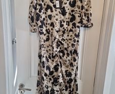 Black & Cream wedding guest dress