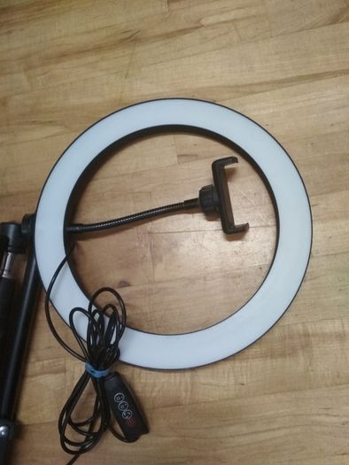 Ring light with tripod and phone holder