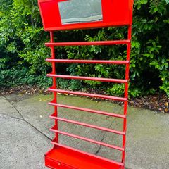 Large Shop Display Stand Mirror Above And Lockable Base