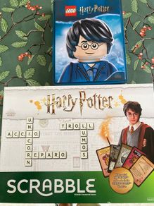 Harry Potter scrabble with magazine and stickers